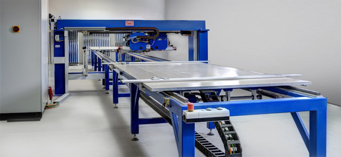 Leading machine manufacturer for ultrasonic welding